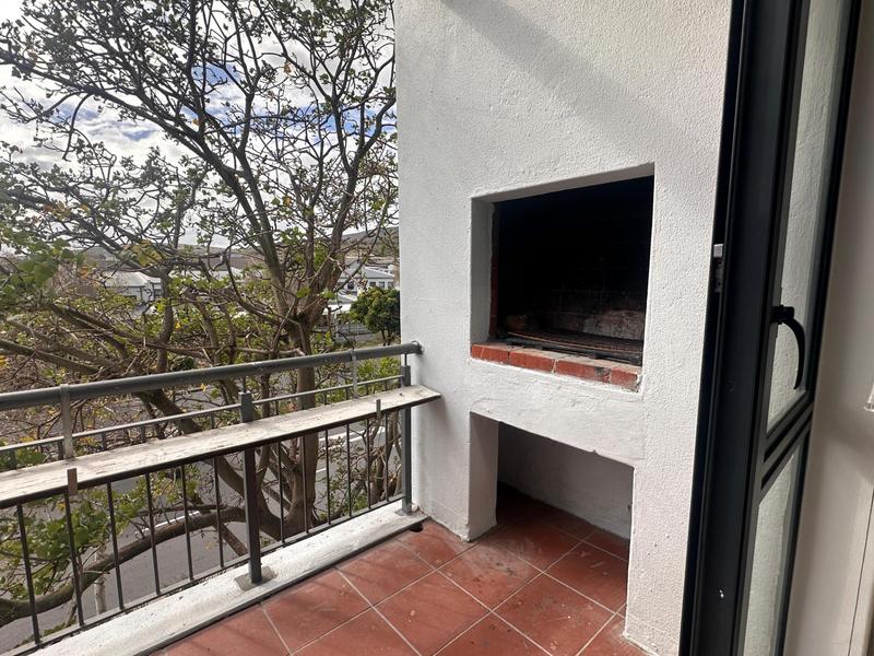 To Let 2 Bedroom Property for Rent in Burgundy Estate Western Cape